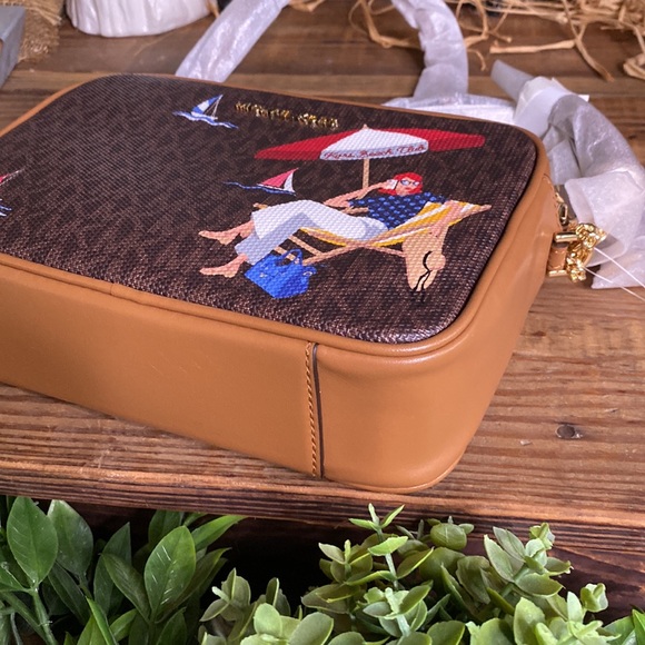 Michael Kors Brown Logo and Beach Club-print Crossbody Bag ☀️🏝🐚 - Picture 4 of 16
